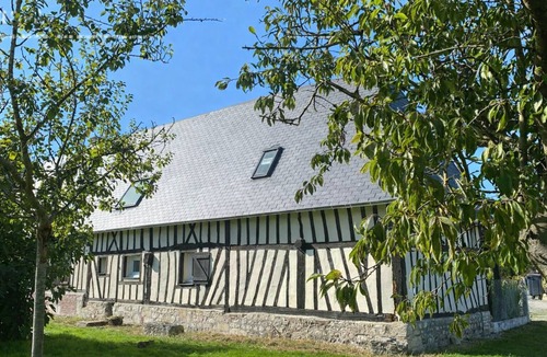 Upper Normandy House | La Clé d'Argent - Private Jacuzzi | Garden | Billiards - by Seine & Spa
