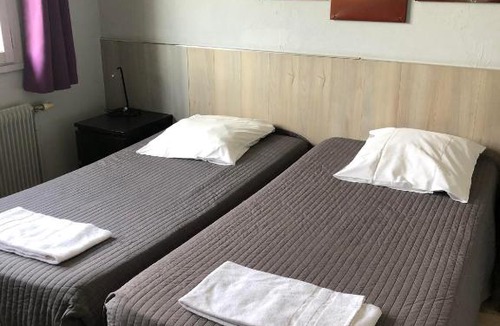 Champigny Hotel | La Clé des Champs