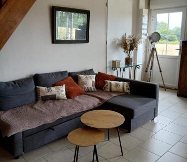 Leschelle House | la clé du bouton d'or