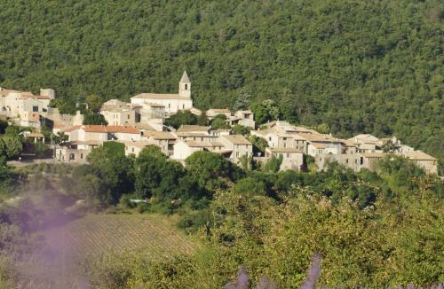 Saint-Auban-sur-L'Ouveze Hotel | La Clavelière