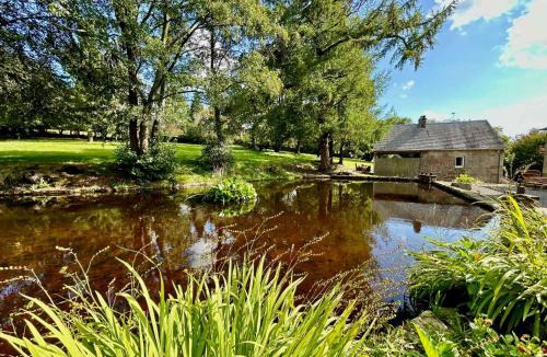 Le Gast House | La Clef Decamp Moulin du Gast 35pers jacuzzi sauna billard baby