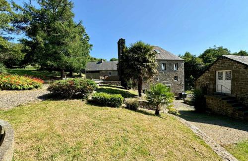Le Gast House | La Clef Decamp Moulin du Gast 35pers jacuzzi sauna billard baby