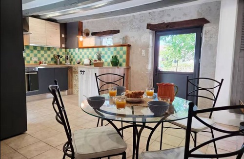 Azay-sur-Indre House | La Clef des Châteaux, cosy & piscîne access