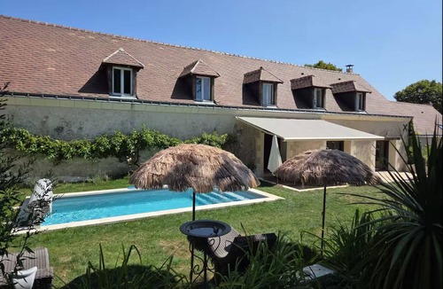 Azay-sur-Indre House | La Clef des Châteaux, cosy & piscîne access