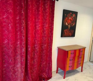 Mecquignies House | La Clef des Champs