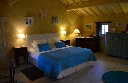 Saires Bed & Breakfast | La Closerie Breakfast included