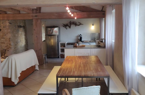 Cornillon House | La Closerie de la Cèze, vue Imprenable sur les Vignes et le Coucher de Soleil