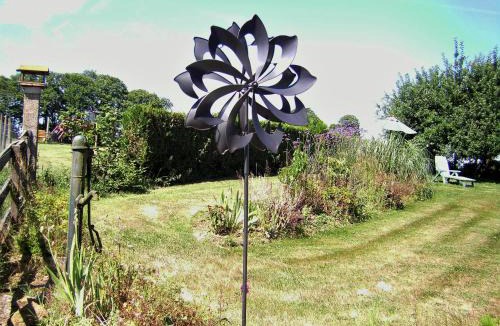 Sainte-Marie-du-Bois Bed & Breakfast | La Cloue