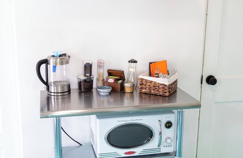 Marfa Apartment | La Cochera Private Apartment - No Cleaning Fee