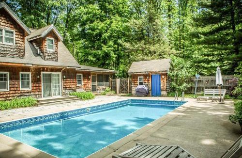 Harbert House | La Colita