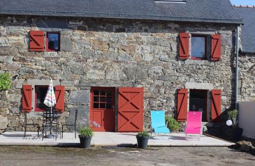 Irvillac House | La Colline Aux Écureuils