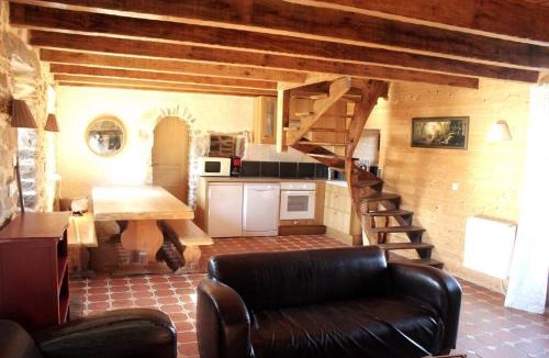 Irvillac House | La Colline Aux Écureuils