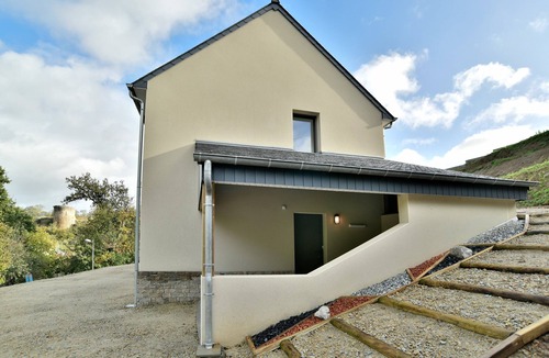 Lehon Apartment | La colline aux cabris 7 - Cité de caractère