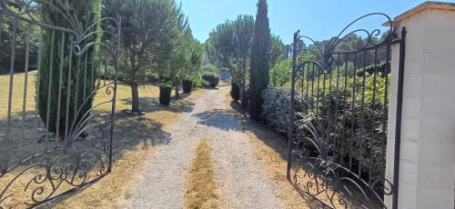 Saint-Michel-l'Observatoire Villa | La Colline sous les etoiles