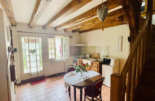 Sainte-Gemme-Moronval House | La Collinière