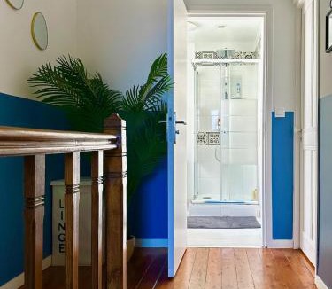 Coteaux Ouest House | La Coloc' Rouen Docks T6 4 Bathrooms Garden