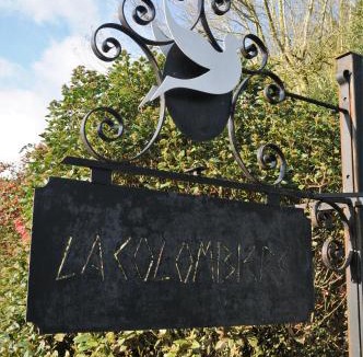 Ploubalay House | La Colombiere