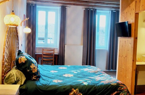 Collonges House | La Colonie d'Antan