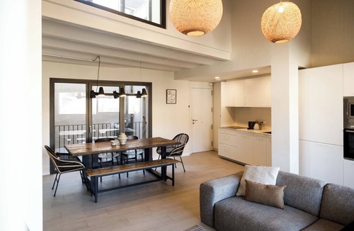 Barri Vell Hotel | La Comuna by Bon Dia Residences