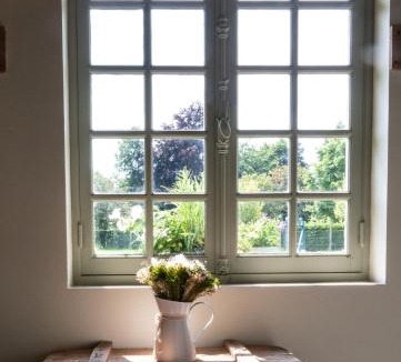 Drucourt House | La Contrebasse