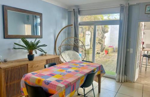 Sainte-Anne - Faubourg Noyon Apartment | La ContrEscarpe - 4 couchages - Cour PRiVÉE - Secteur GARE CENTRE
