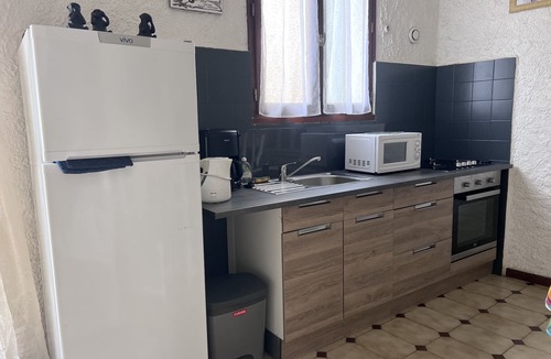 Autignac Bed & Breakfast | La Coquillade - Gite