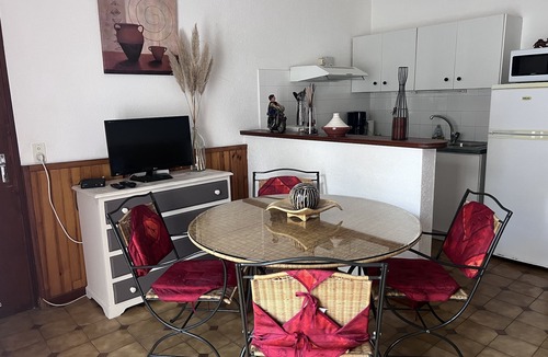 Autignac Bed & Breakfast | La Coquillade - Gite