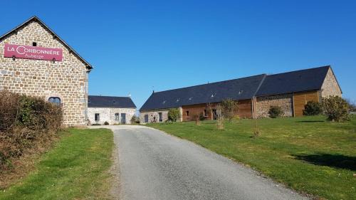 Geneslay Bed & Breakfast | La Corbonniere