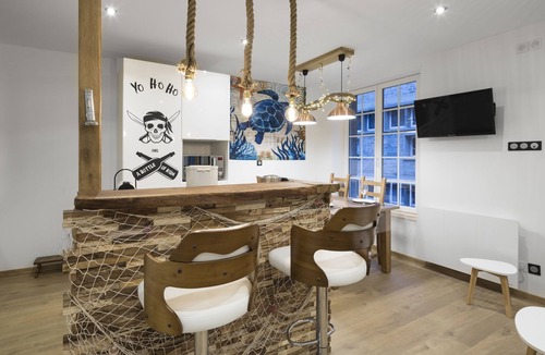 Intra Muros Apartment | La Cordée - Two Bedroom Apartment, Sleeps 6