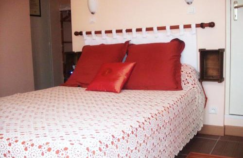 Negrepelisse Bed & Breakfast | La Corraliere Chambres d'Hôtes