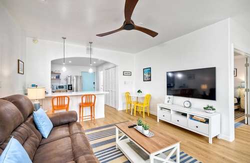 Carlsbad Condo | La Costa Escape | Pool, BBQ, Gated Parking