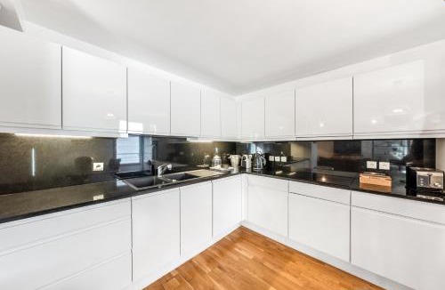 Evian-les-Bains Apartment | La Coupole