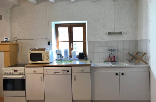 Jaulnay House | La Cour aux Moines" cottage in a quiet location with large garden