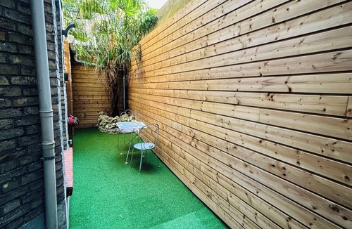 Barbatre Apartment | La Cour Barbatre | Terrasse
