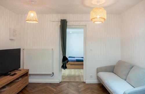 Saint-Vincent Apartment | La cour de Jeanne