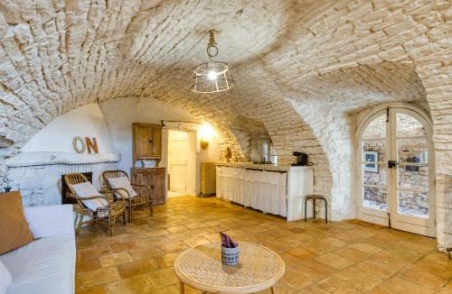 Rouet House | La cour des Anges