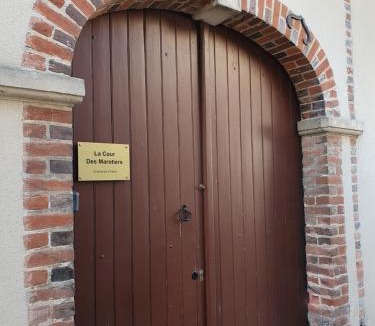 Mareuil-sur-Ay Bed & Breakfast | La Cour des Marotiers