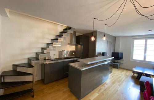 Quartier du chateau Apartment | La cour des sens