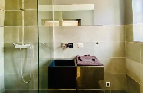 Quartier du chateau Apartment | La cour des sens