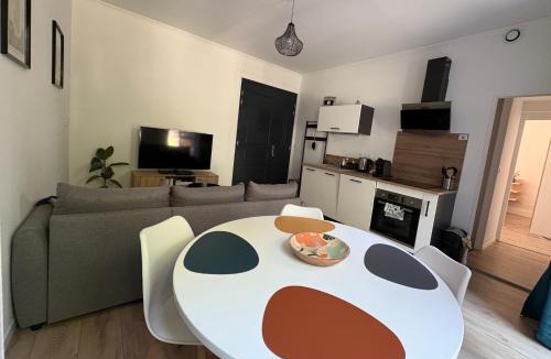 Verdun Apartment | La Cour du Prince - F2 Centre-ville avec cour