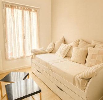 Sainte Marie - Saint Leon Apartment | La cour Havraise