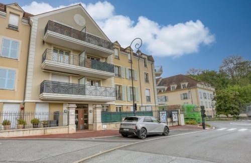 Buc Apartment | La Cour Secrète Buc