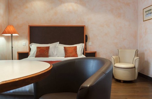 Jougne Hotel | La Couronne