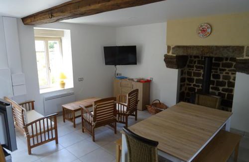 Saint-Fraimbault House | LA COURTEILLE