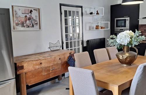 Cauroy-les-Hermonville House | La Cousinade