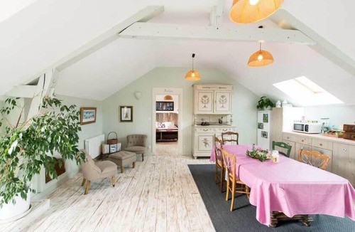 Noyant-et-Aconin House | LA CRESSONNIERE