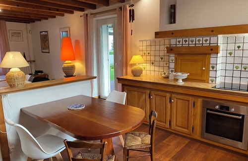 Tillenay House | La Cristallière Cosy country house on the banks of the Saône river