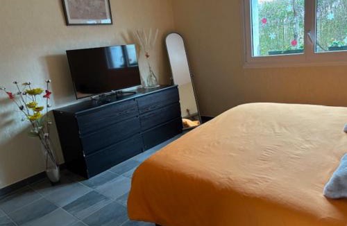 Vions Apartment | La croisée des chemins