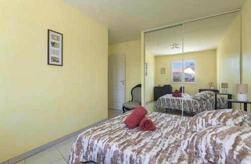 Lezignan-Corbieres Villa | La Croisée des Oliviers - Piscine - Climatisé