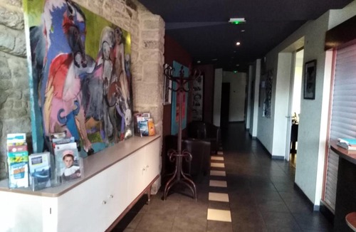 Le Faouet Hotel | La Croix d'Or